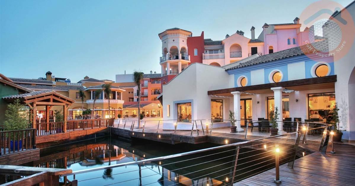 Apartamento De Lujo En Planta Baja Con Piscina En La Torre Golf Resort 롤단 외부 사진