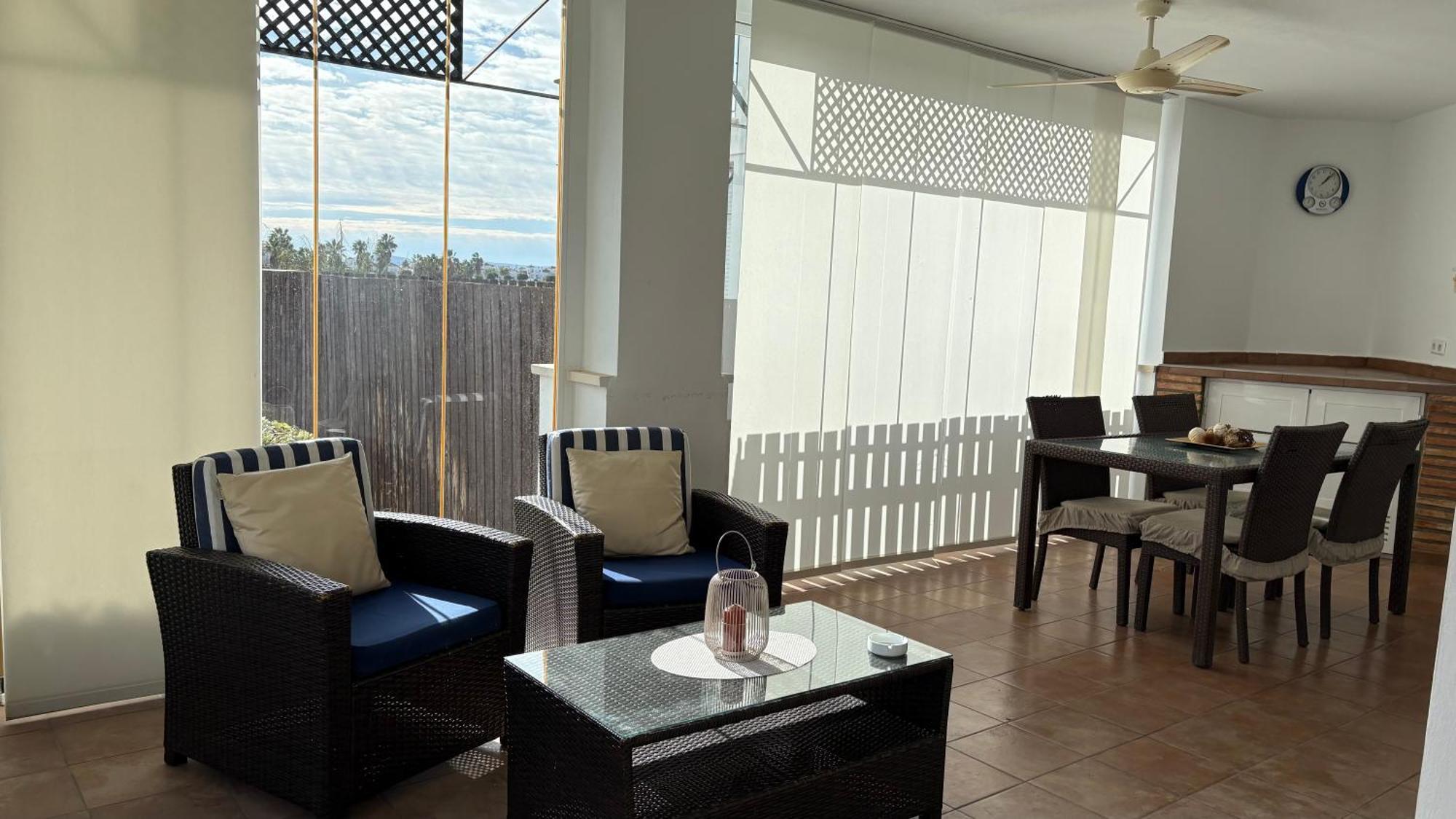 Apartamento De Lujo En Planta Baja Con Piscina En La Torre Golf Resort 롤단 외부 사진