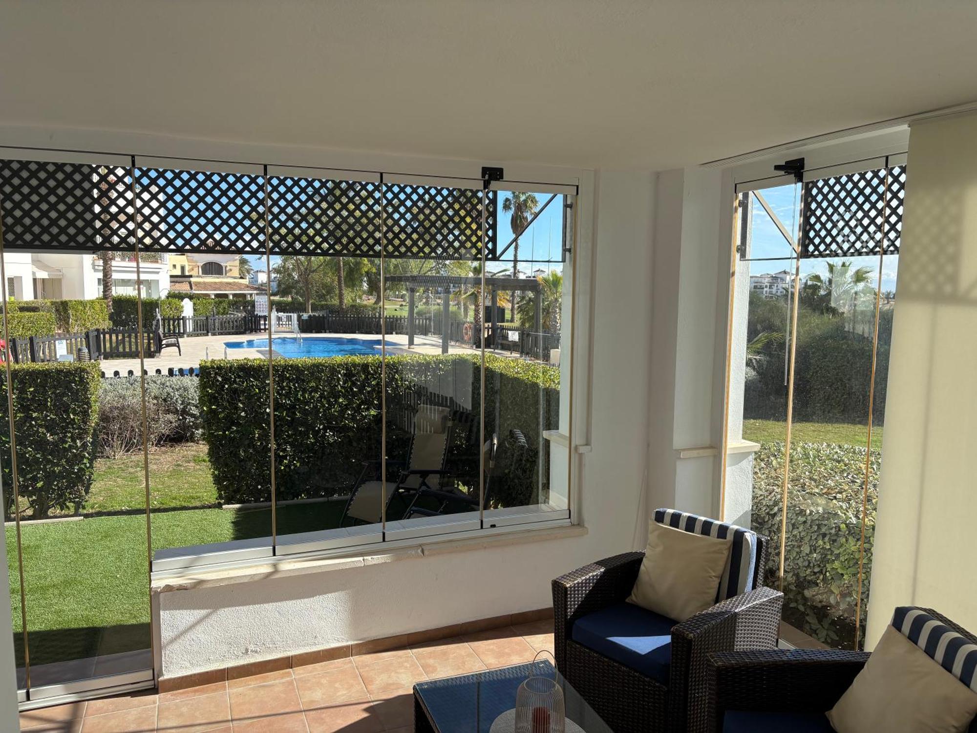 Apartamento De Lujo En Planta Baja Con Piscina En La Torre Golf Resort 롤단 외부 사진